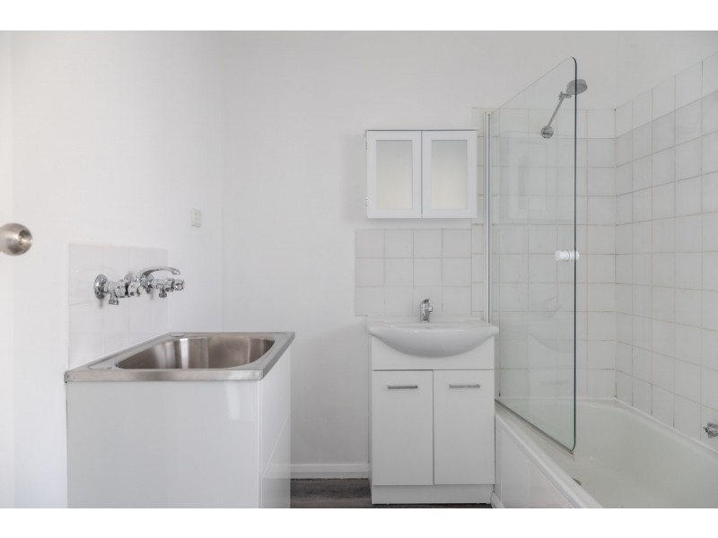 8/78 Box Hill Road, Claremont TAS 7011