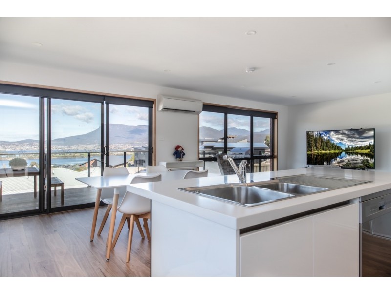22 Shelmore Drive, Old Beach TAS 7017
