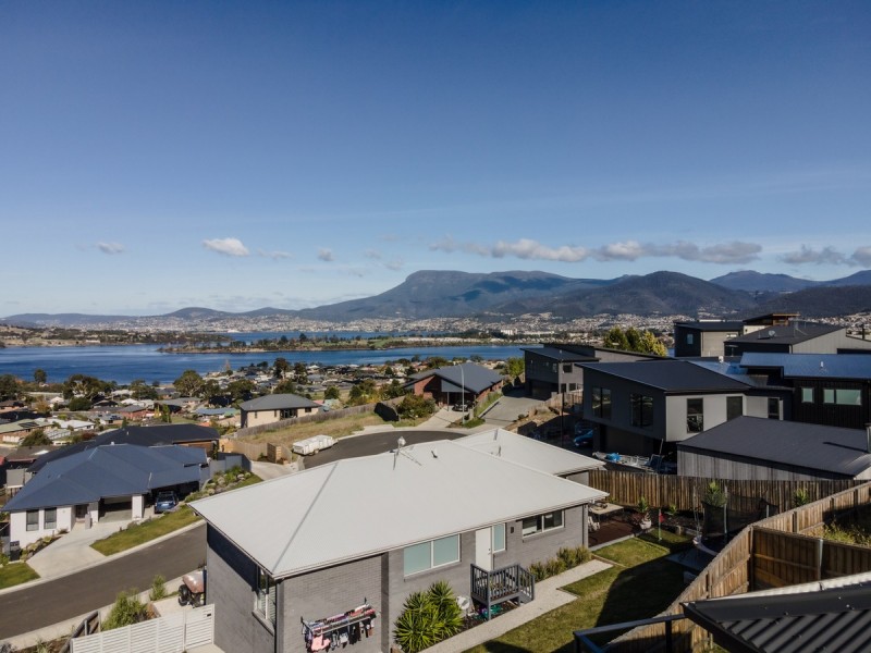 22 Shelmore Drive, Old Beach TAS 7017