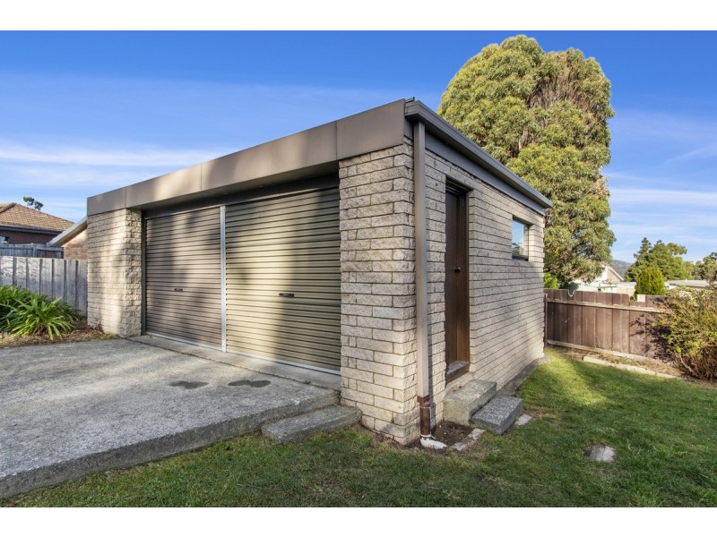 37 Ash Drive, Kingston TAS 7050