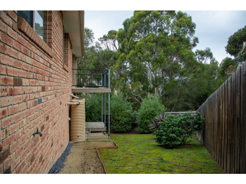 2/42 Branscombe Road, Claremont TAS 7011