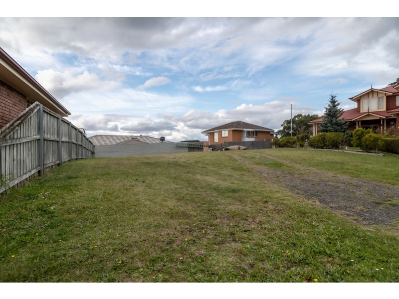 78 Rosehill Crescent, Lenah Valley TAS 7008