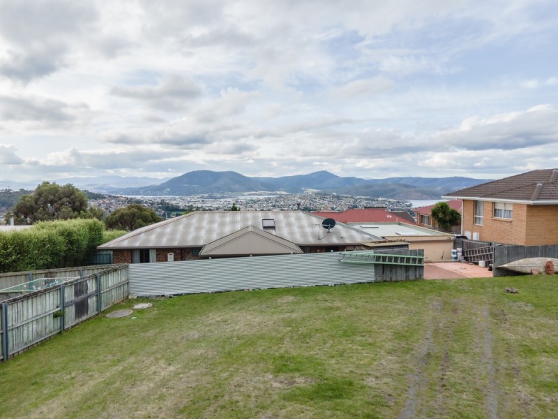 78 Rosehill Crescent, Lenah Valley TAS 7008