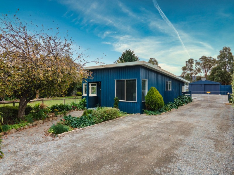 15 Victoria Street, Triabunna TAS 7190