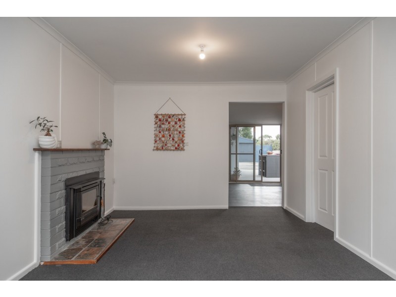 15 Victoria Street, Triabunna TAS 7190