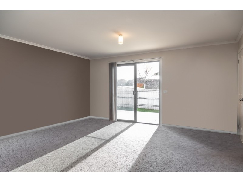 8 Dickson Street, Electrona TAS 7054