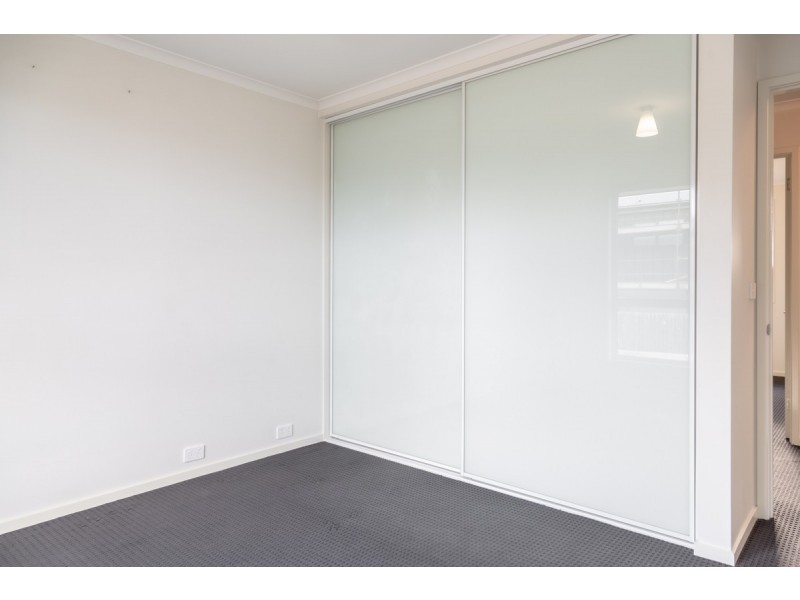 4/24 Henty Close, Old Beach TAS 7017