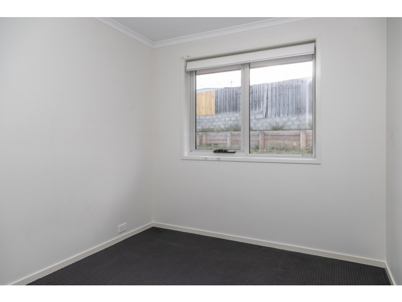 4/24 Henty Close, Old Beach TAS 7017