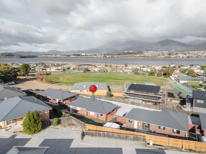 4/24 Henty Close, Old Beach TAS 7017