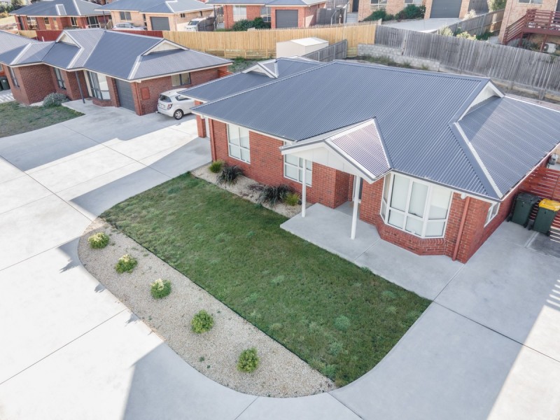 4/24 Henty Close, Old Beach TAS 7017