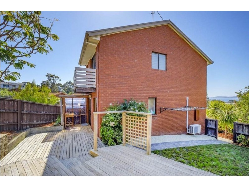 1/14 Opal Drive, Blackmans Bay TAS 7052