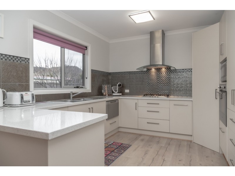 13 Sophia Street, Kempton TAS 7030