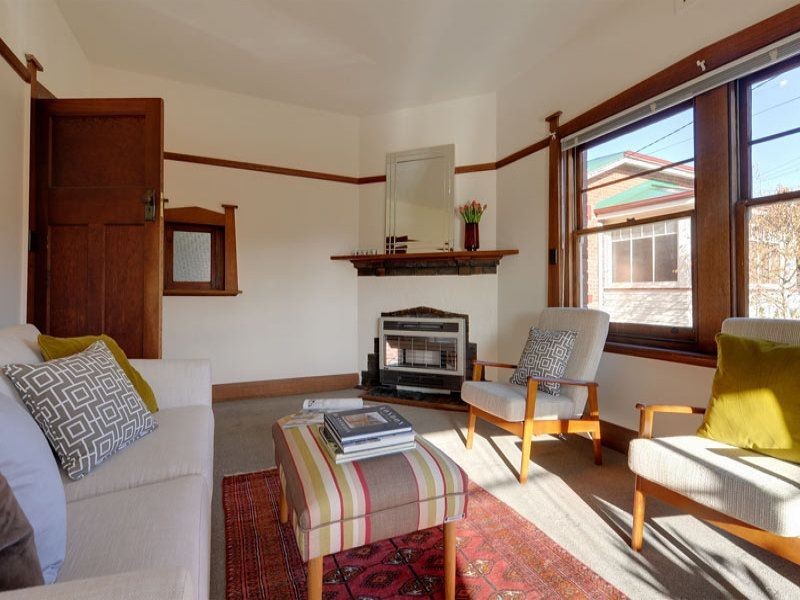 18 Oakley Street, New Town TAS 7008