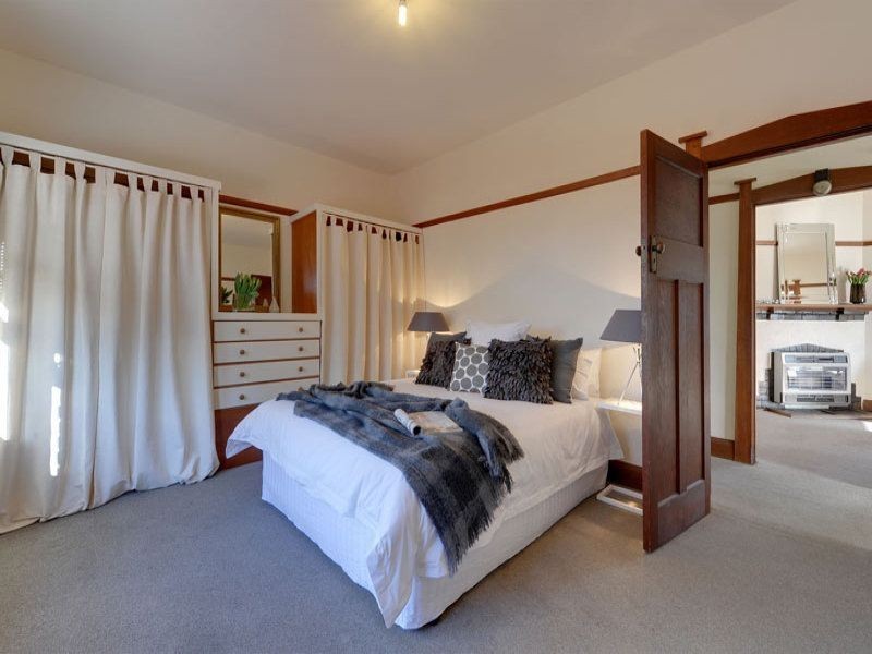 18 Oakley Street, New Town TAS 7008