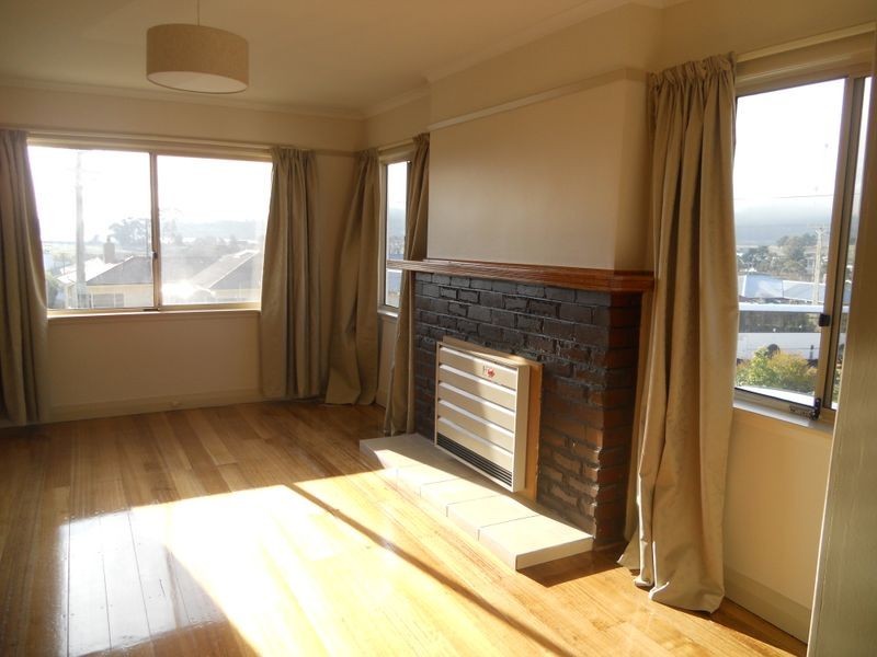 68 Renfrew Circle, Goodwood TAS 7010