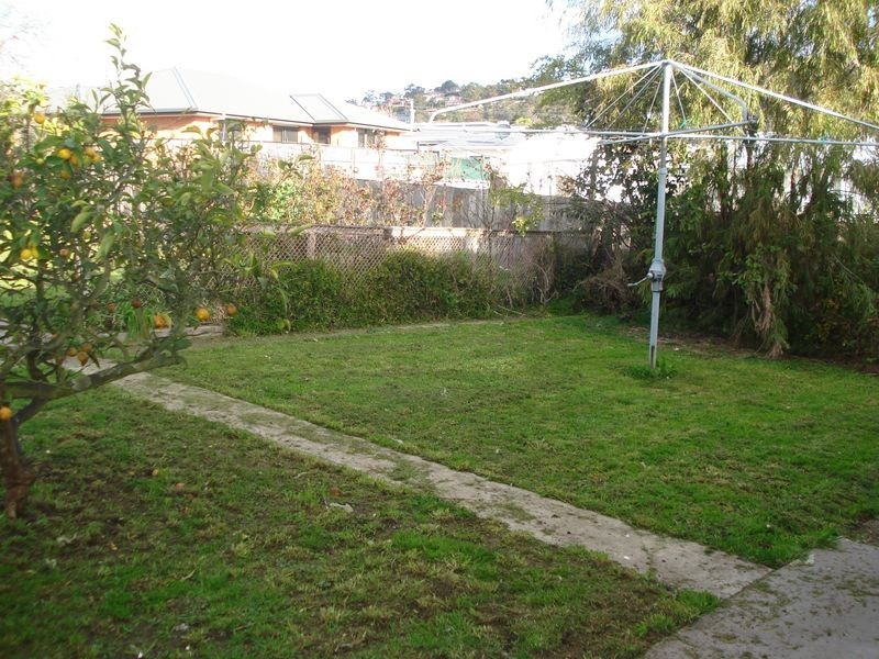 9 Sherwood Road, West Moonah TAS 7009