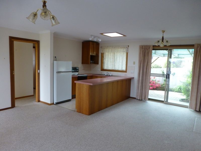 5/102 Redwood Road, Kingston TAS 7050