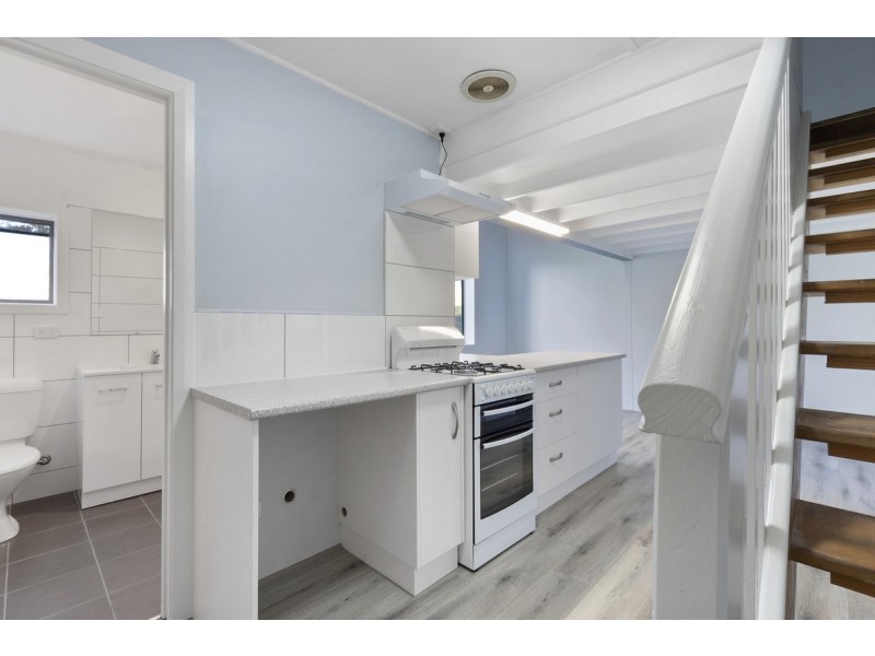 27 Saddle Road, Kettering TAS 7155