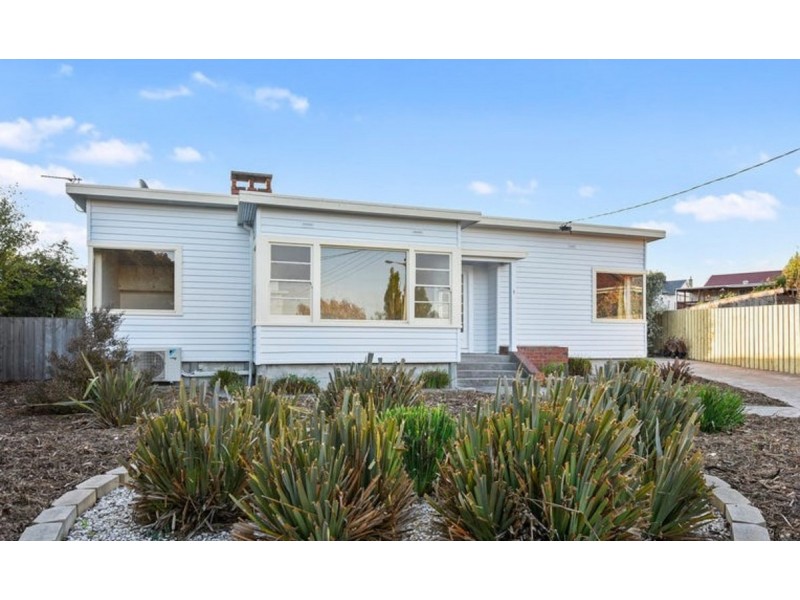 1/8 Gloucester Crescent, Lutana TAS 7009