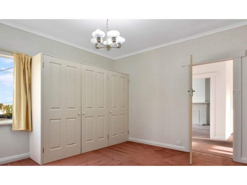 1/8 Gloucester Crescent, Lutana TAS 7009