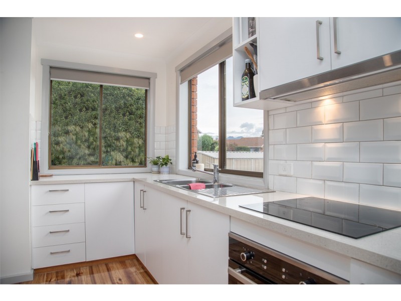 2/4 The Summit, Blackmans Bay TAS 7052