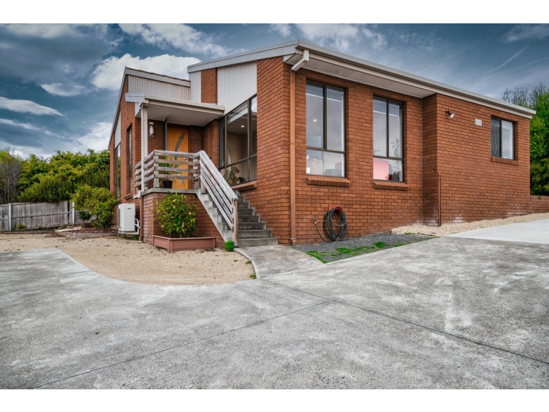 2/4 The Summit, Blackmans Bay TAS 7052