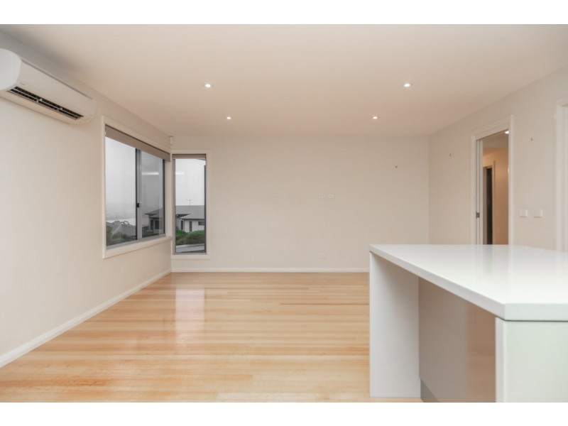 2/20 Northsun Place, Midway Point TAS 7171