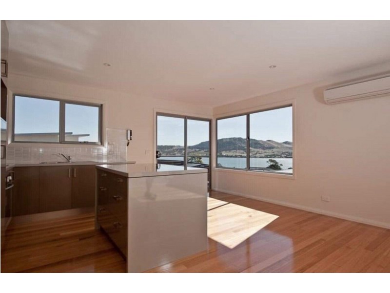 2/20 Northsun Place, Midway Point TAS 7171