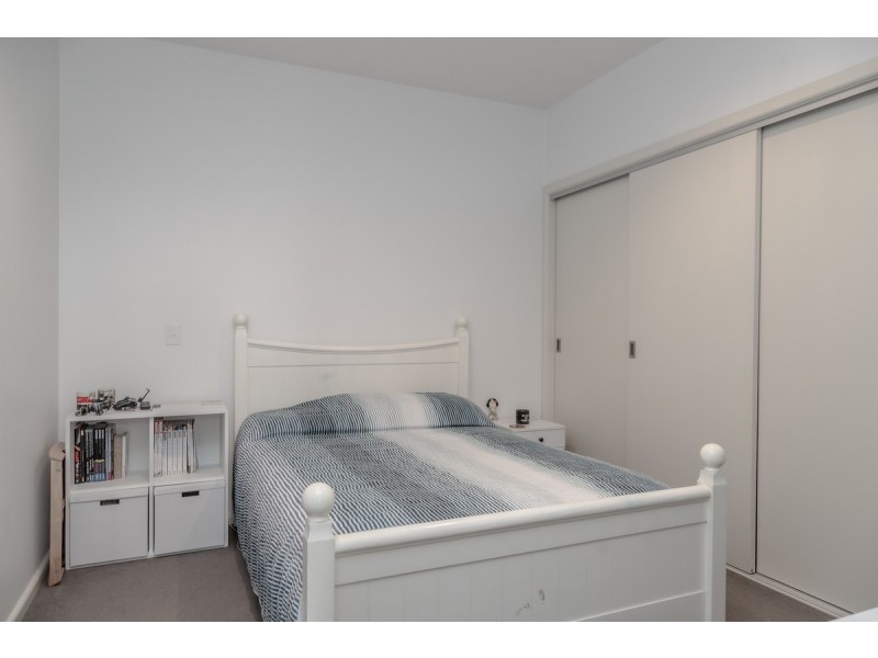 8/3 Clarence Street, Bellerive TAS 7018