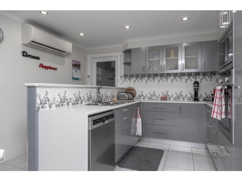 1/6 Young Street, Glenorchy TAS 7010