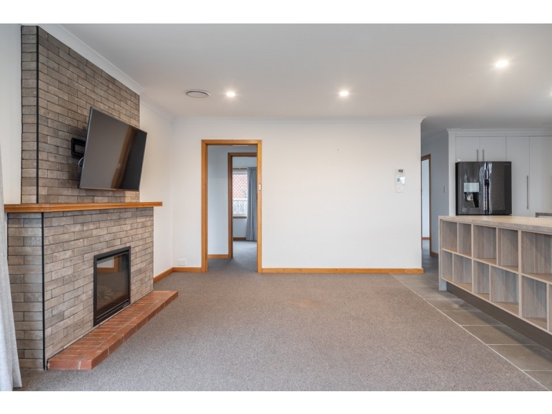 8 Anthony Place, Glenorchy TAS 7010