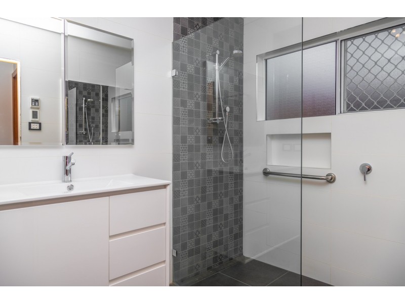 8 Anthony Place, Glenorchy TAS 7010