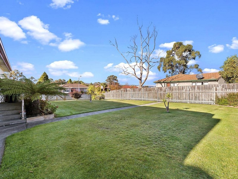 1 Duntroon Court, Rokeby TAS 7019