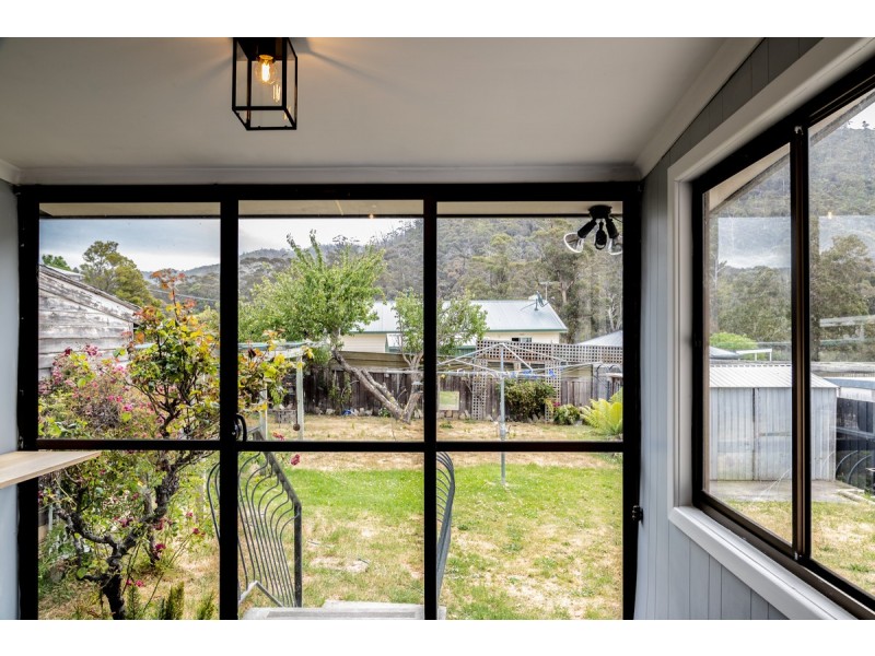 2 Arunta Crescent, Chigwell TAS 7011