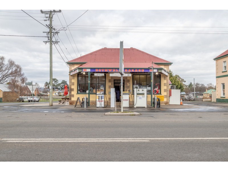 16 Patrick Street, Bothwell TAS 7030