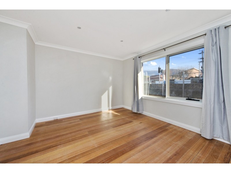 561A Main Road, Montrose TAS 7010