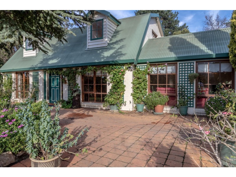 1 Rowlands Court, Kingston TAS 7050