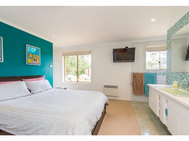 1 Nursery Court, Lenah Valley TAS 7008