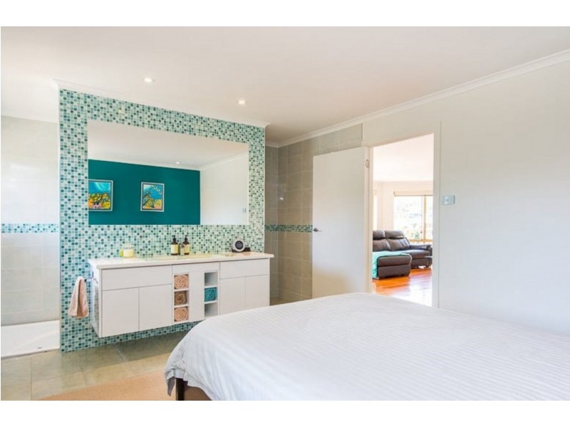 1 Nursery Court, Lenah Valley TAS 7008