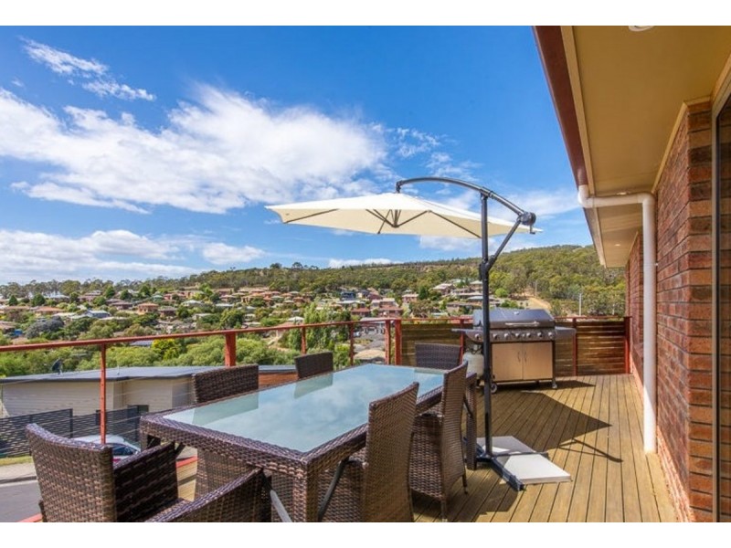1 Nursery Court, Lenah Valley TAS 7008