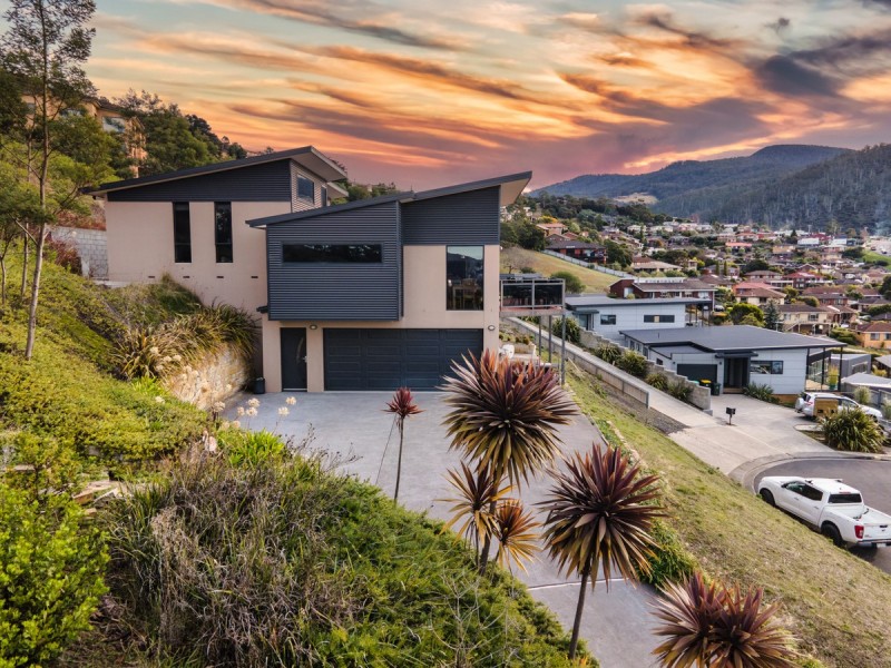 11 Michele Court, Berriedale TAS 7011