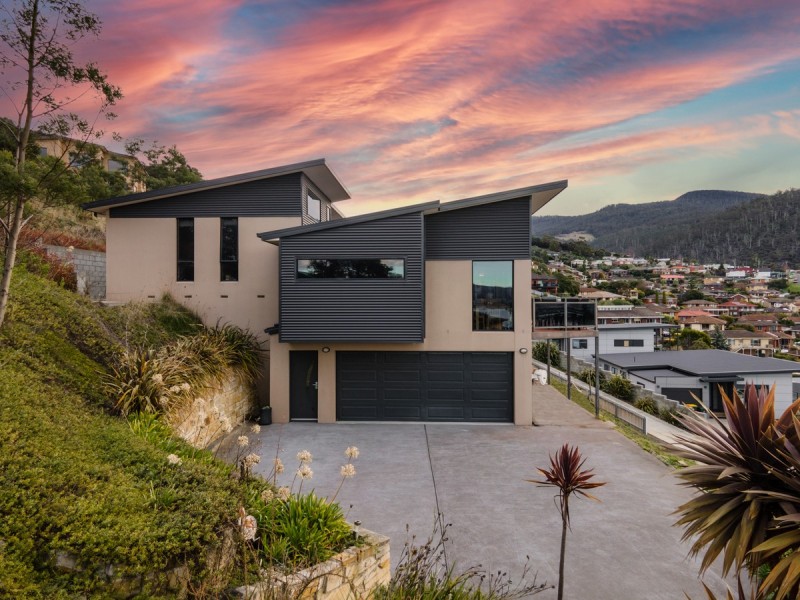 11 Michele Court, Berriedale TAS 7011