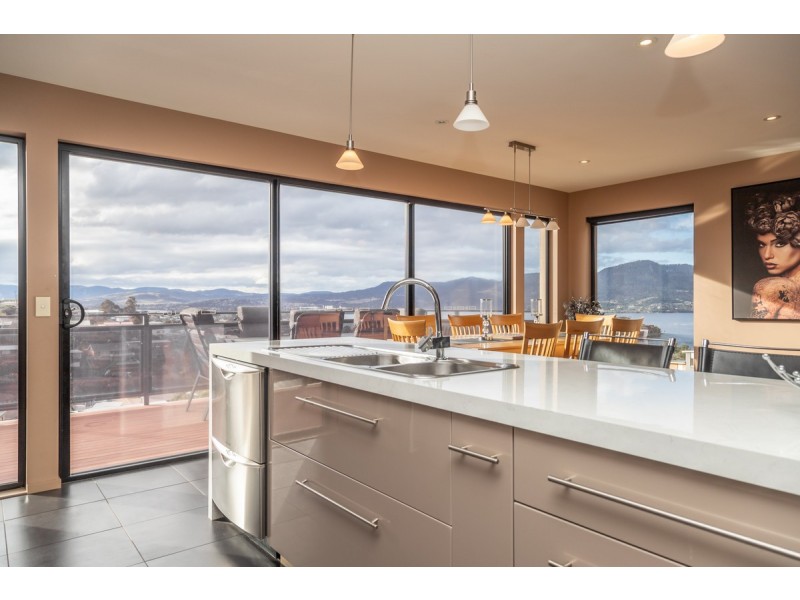 11 Michele Court, Berriedale TAS 7011