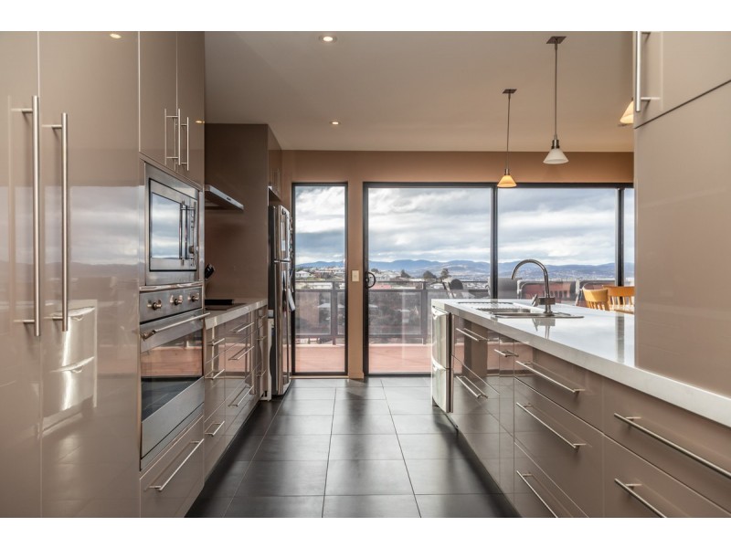 11 Michele Court, Berriedale TAS 7011