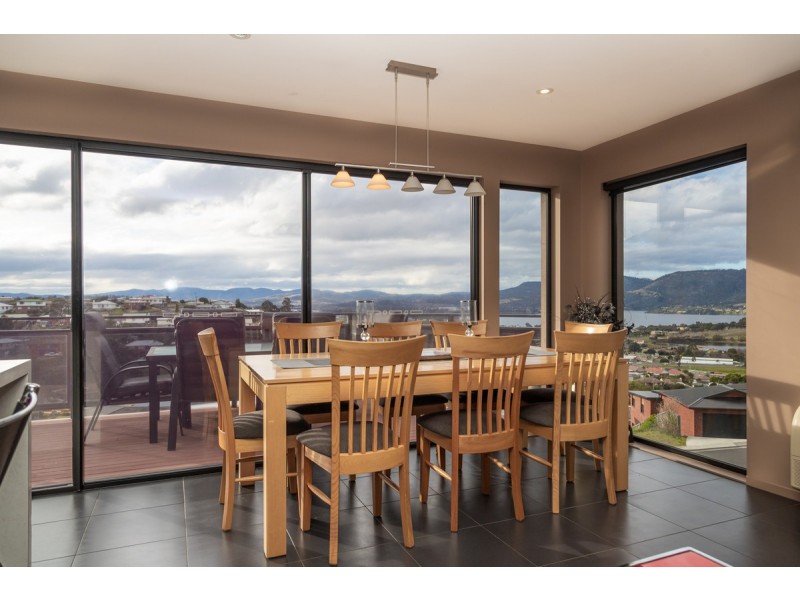 11 Michele Court, Berriedale TAS 7011