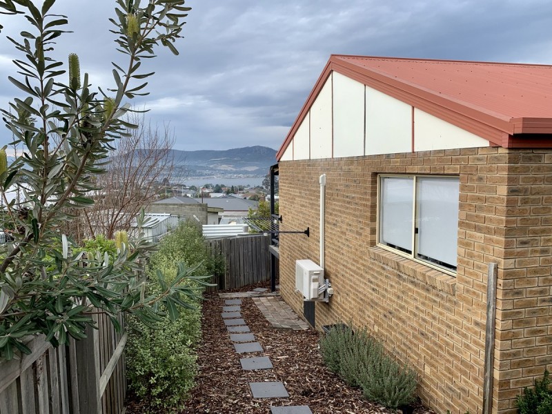 1/123a Abbotsfield Road, Claremont TAS 7011