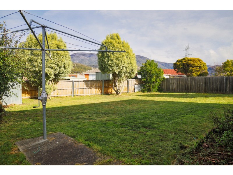 15 Wariga Road, Glenorchy TAS 7010