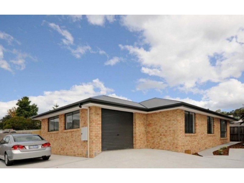 2/103 Bass Street, Warrane TAS 7018