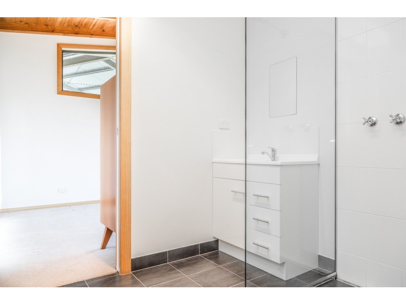 17 Grevillea Avenue, Old Beach TAS 7017