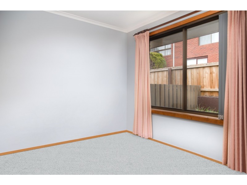2/5 Alroy Court, Rosetta TAS 7010